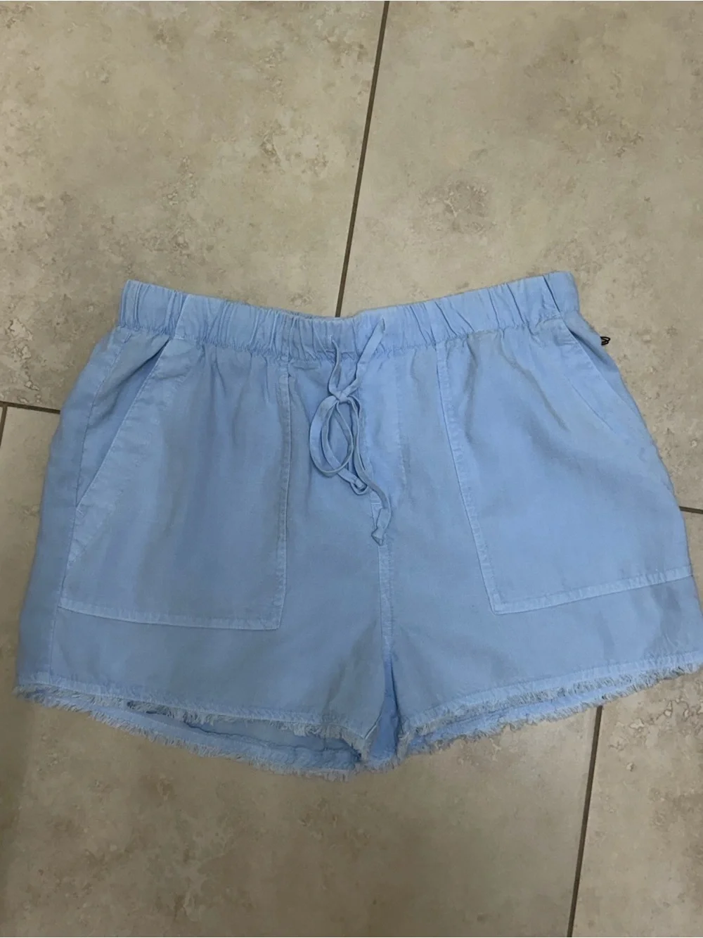 NEW Bella Dahl Drawstring Pocket Short in Coastal Spray - Picture 8 of 9